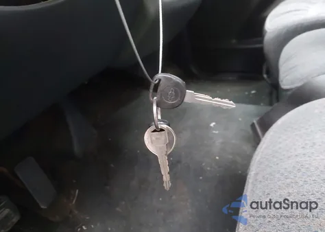 1999 Chevrolet Silverado 1500 Ls from USA, damaged, VIN 1GCEC14V8XE140478